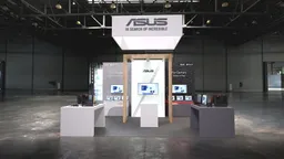 20x20 Island booth design by Reaction Space